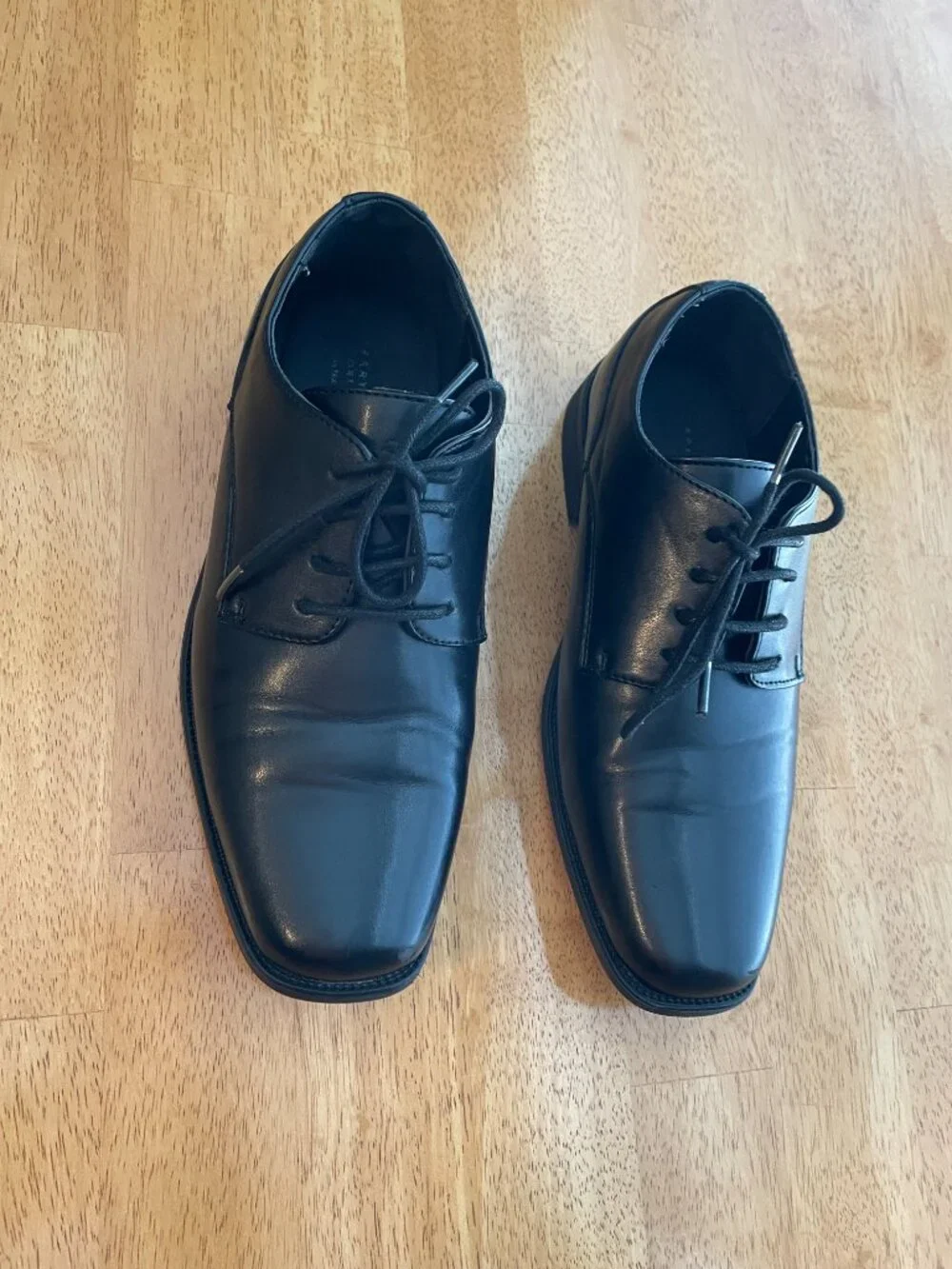Boys Shoes Perry Ellis Size 5
